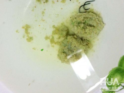钓鱼饵料一下水就散，原因分析与解决方法