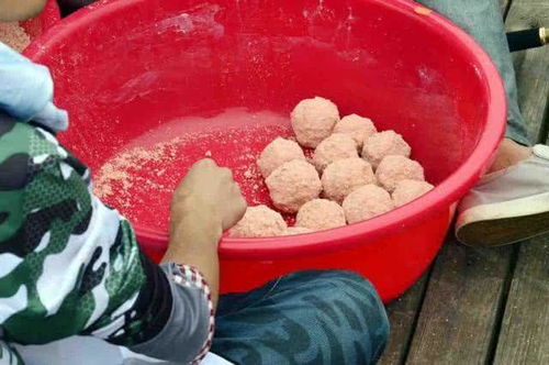 钓鱼饵料价格不一样，背后究竟有何玄机？