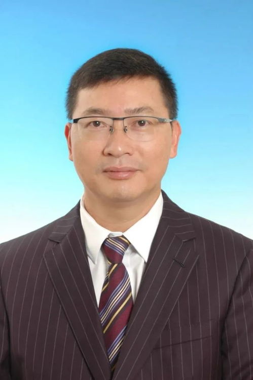 长华集团：选举职工代表董事