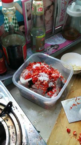 酸笋钓鱼饵料怎么做的？这份秘方让你鱼获翻倍！