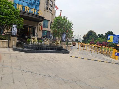 利嘉阁：香港9月整体楼宇买卖回升6% 后市仍将反覆