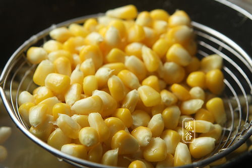 钓鱼饵料假玉米怎么做好吃，秘制黄金比例大公开！