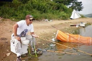 钓鱼高手必看,开饵盆的正确摆放与使用全攻略