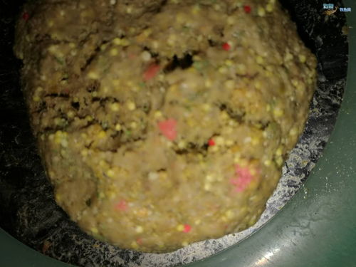 钓鱼饵料大球丝的使用方法与技巧