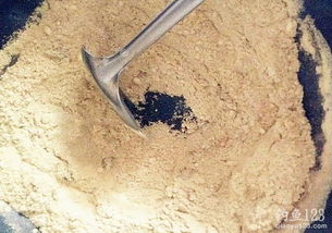 玉米碎怎么制钓鱼饵料呢?从原料到实战的完整指南 玉米碎怎么制钓鱼饵料呢?从原料到实战的完整指南