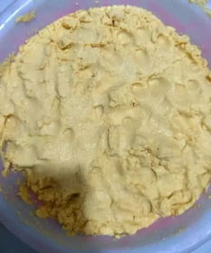 自制蒜头钓鱼饵料，诱鱼高手的实战秘籍