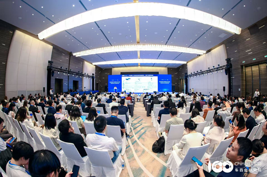 聚合智能产业发展大会（2025）在光谷成功举办，聚合“三大件”成产业新焦点