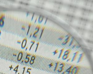 如何通过数据分析来决策房产投资？