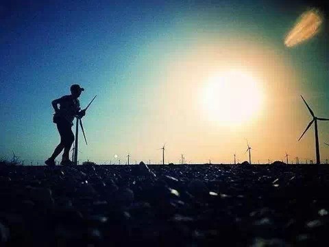 新能源汽车的充电桩建设与布局如何?