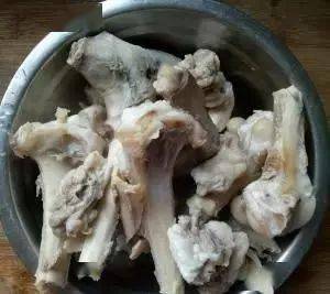 羊骨钓鱼饵料，效果惊人，鱼儿疯狂咬钩！