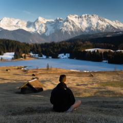 Mastering the Art of Lake Fishing:How to Select the Perfect Spot
